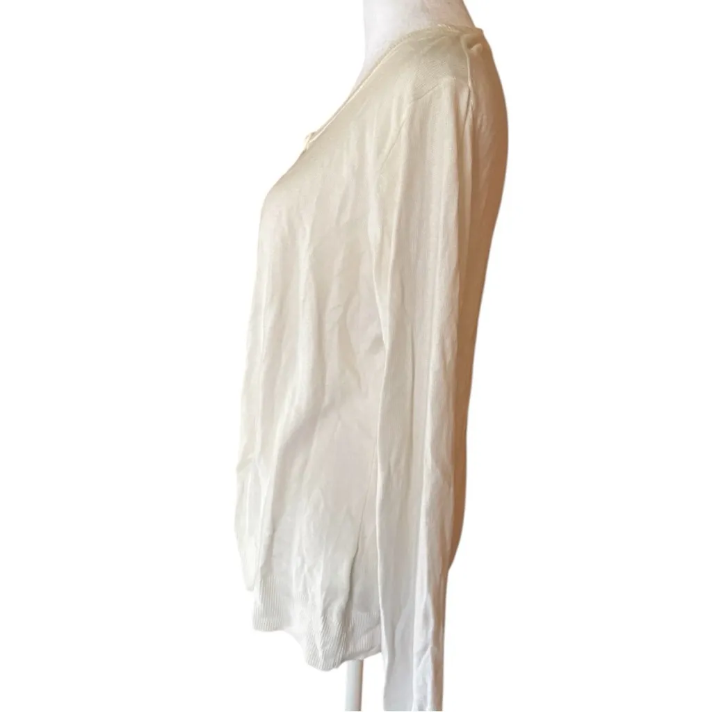 Old Navy Elegant Women's Buttoned Down Sweater Sz M - Image 7