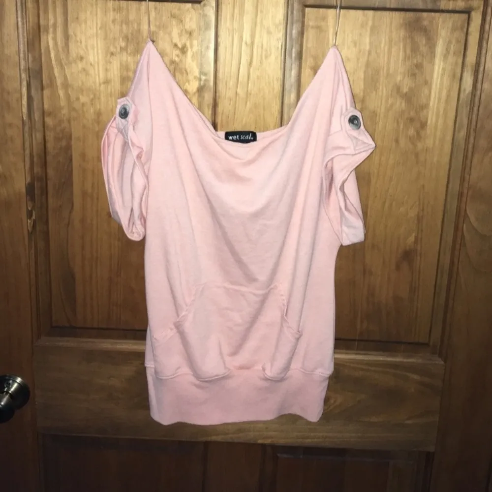 Wet seal peach off the shoulder sweatshirt size S! - Image 3