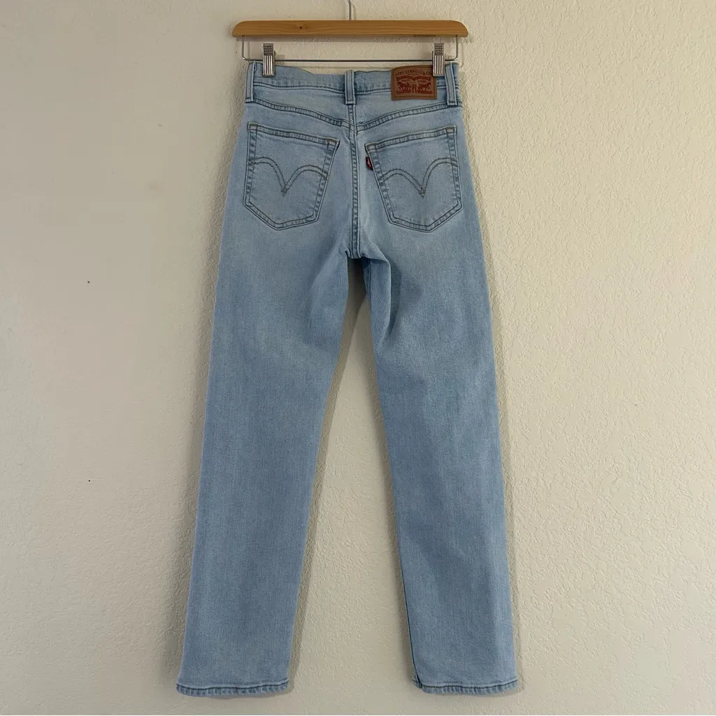 Levi's // Wedgie Straight Jeans - Image 9