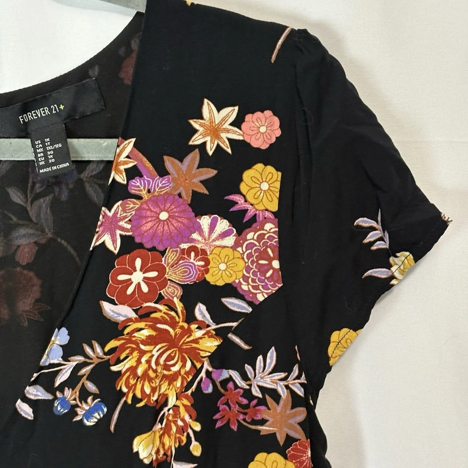 Forever 21 Plus Maxi Romper Dress Cap Sleeves V-Neck Size 1X Black Dark Floral - Image 9