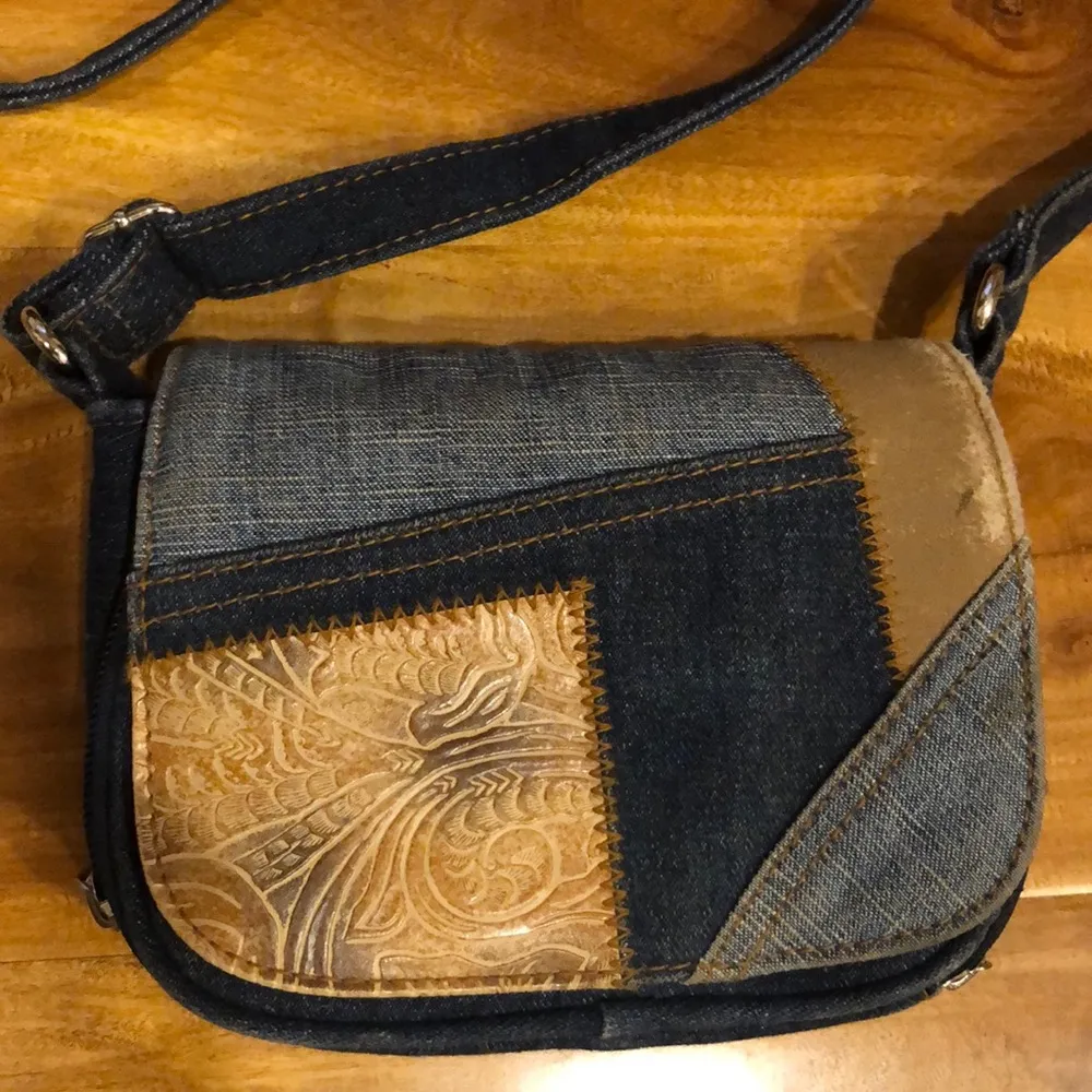 🦋4/$25 Cute patchwork purse - Image 2