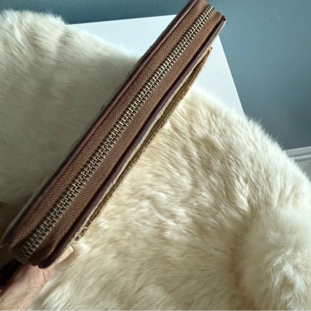 Coach Signature Penelope Zip Around Wallet - Image 2