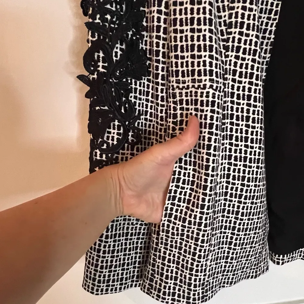 Chico's CHICO’S blazer size 3 large black white lace appliqué on arms - Image 10