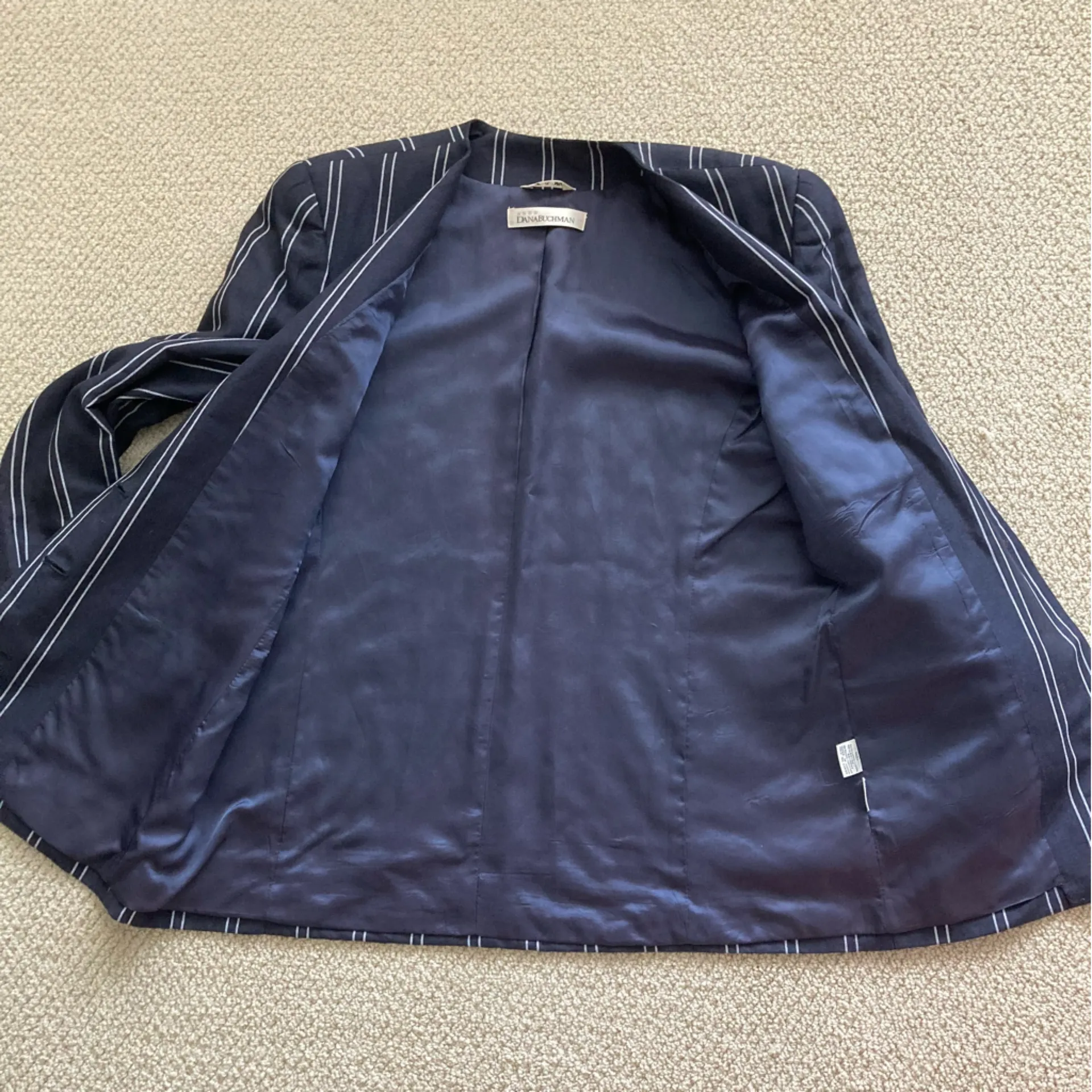 Dana Buchman Linen Blend Striped Women’s V-Neck Blazer Size 12 Blue White EUC - Image 8