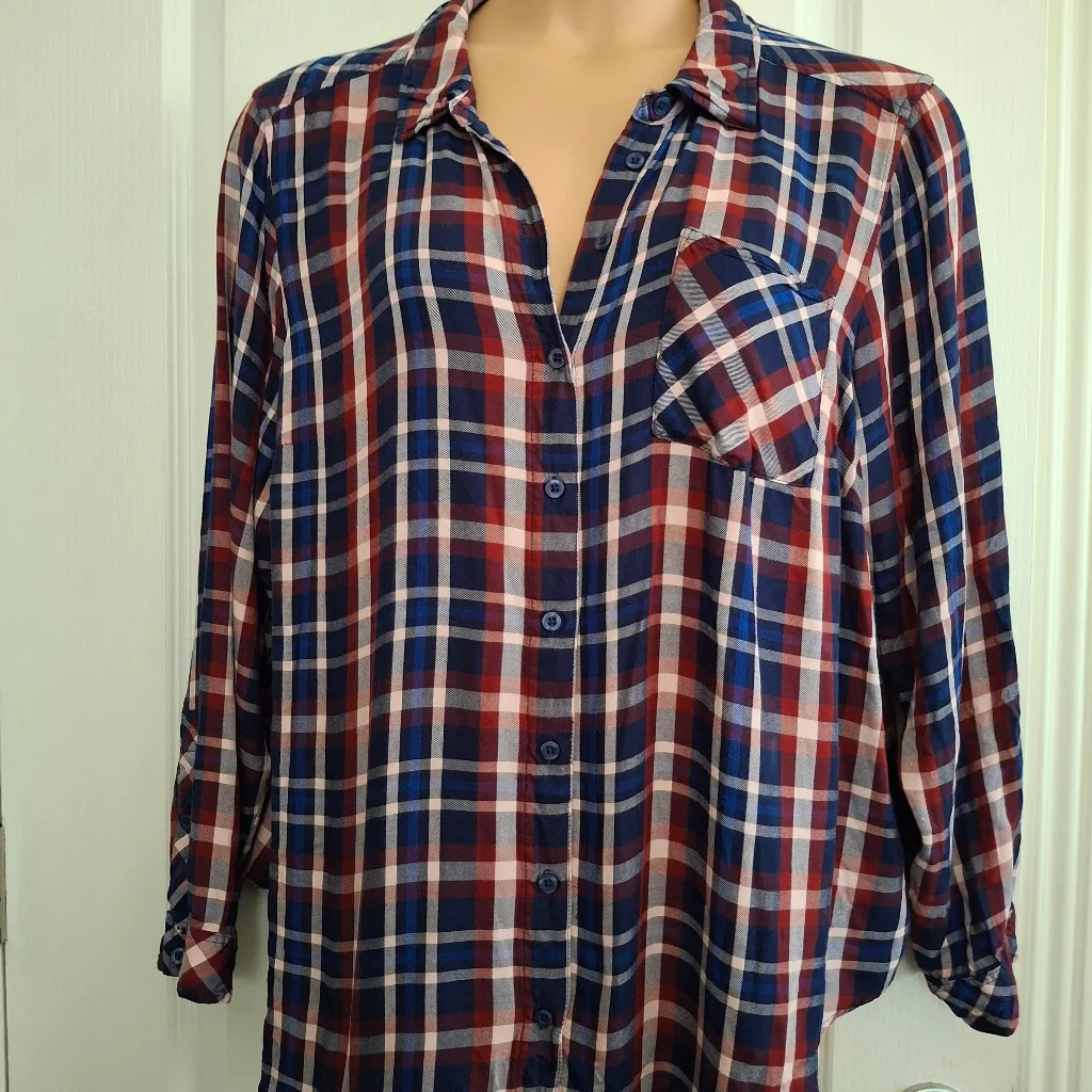 Torrid Sz 3 Plaid Button-Up Women’s Top - Image 5