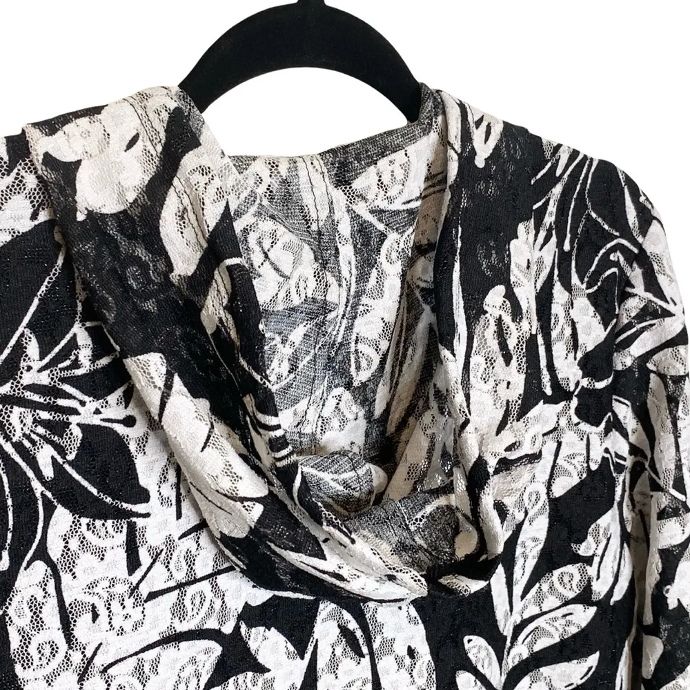 new Chico’s ☯︎︎ Leaf Print Lace Zip Hoodie Jacket ☯︎︎ Black + White ☯︎︎ Medium - Image 7