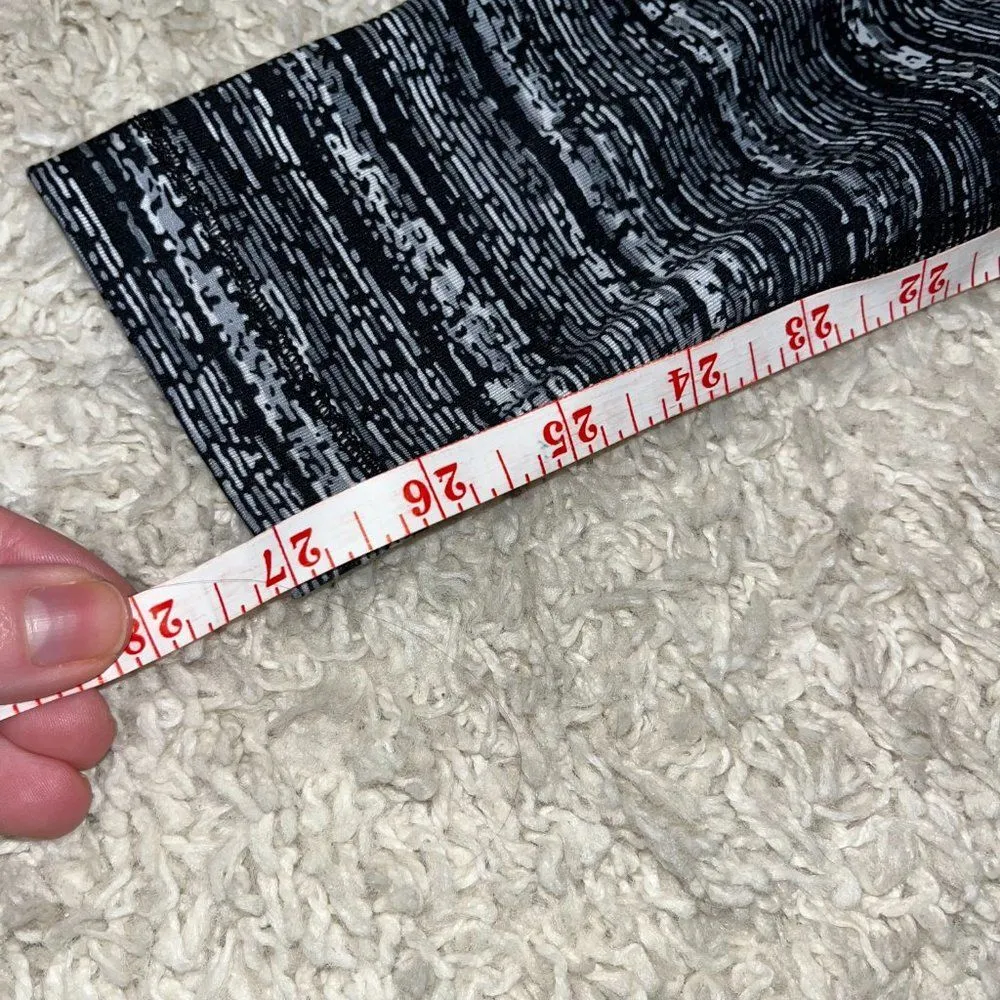 nike pro dri fit full length leggings size xs - Image 4