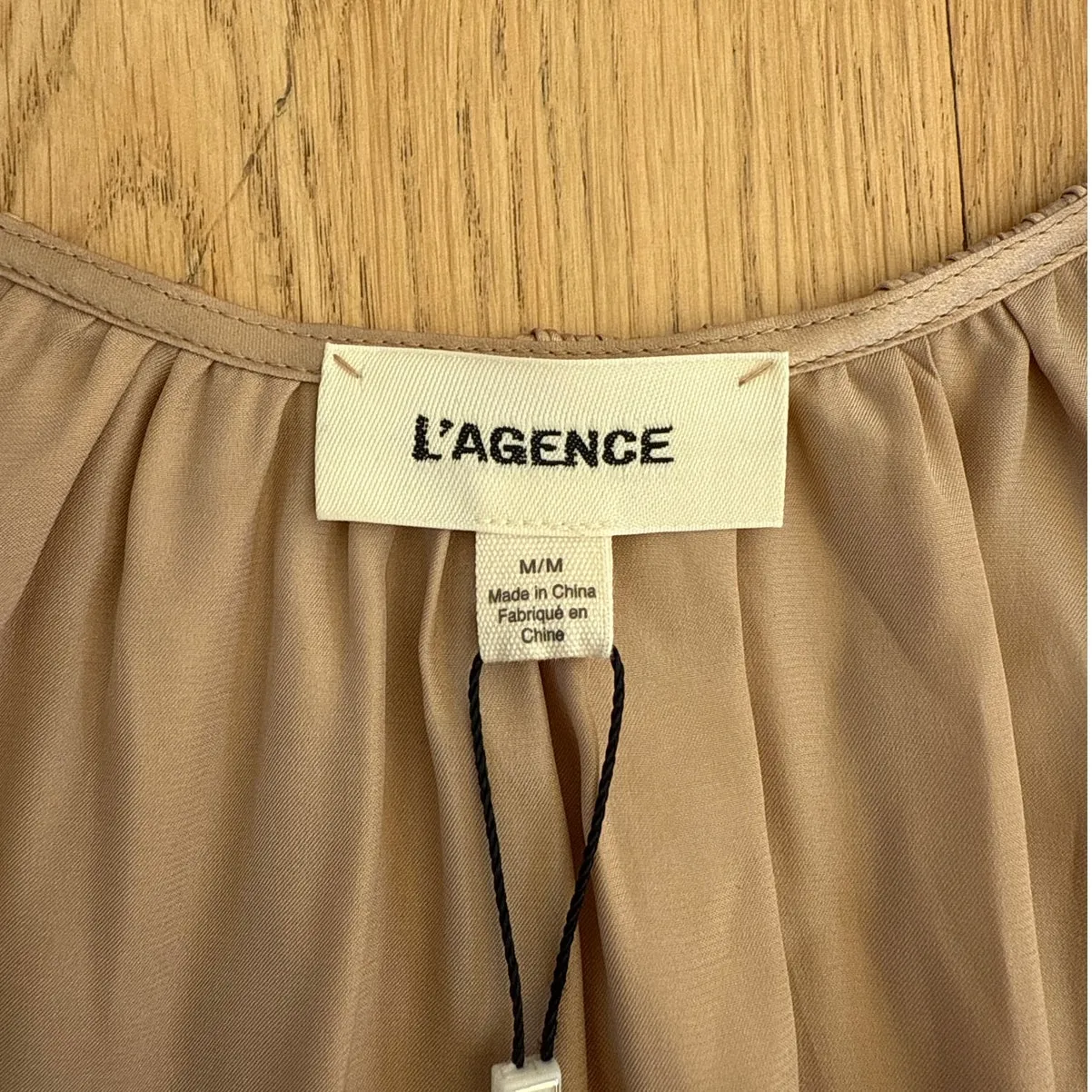 L'Agence  V Neck Blouse Kaili Size M Beige - Image 3