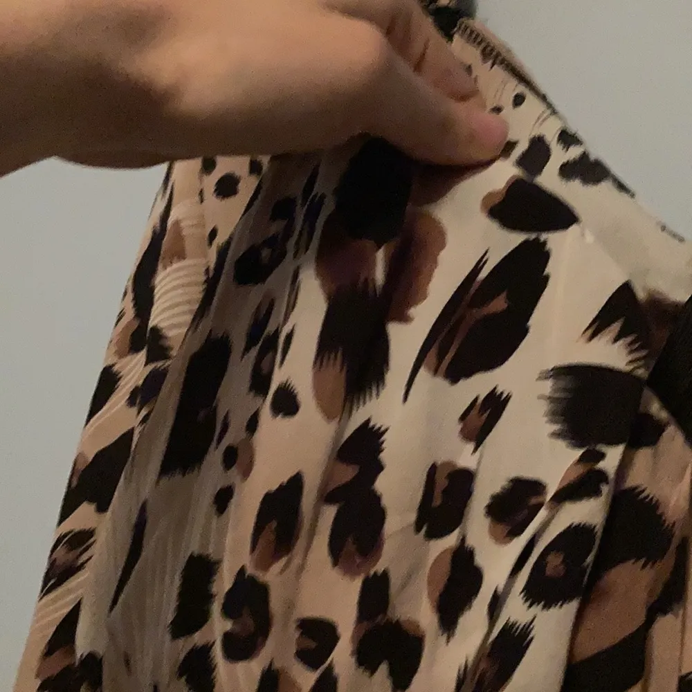 Misguided leopard print sweetheart mini dress - Image 3