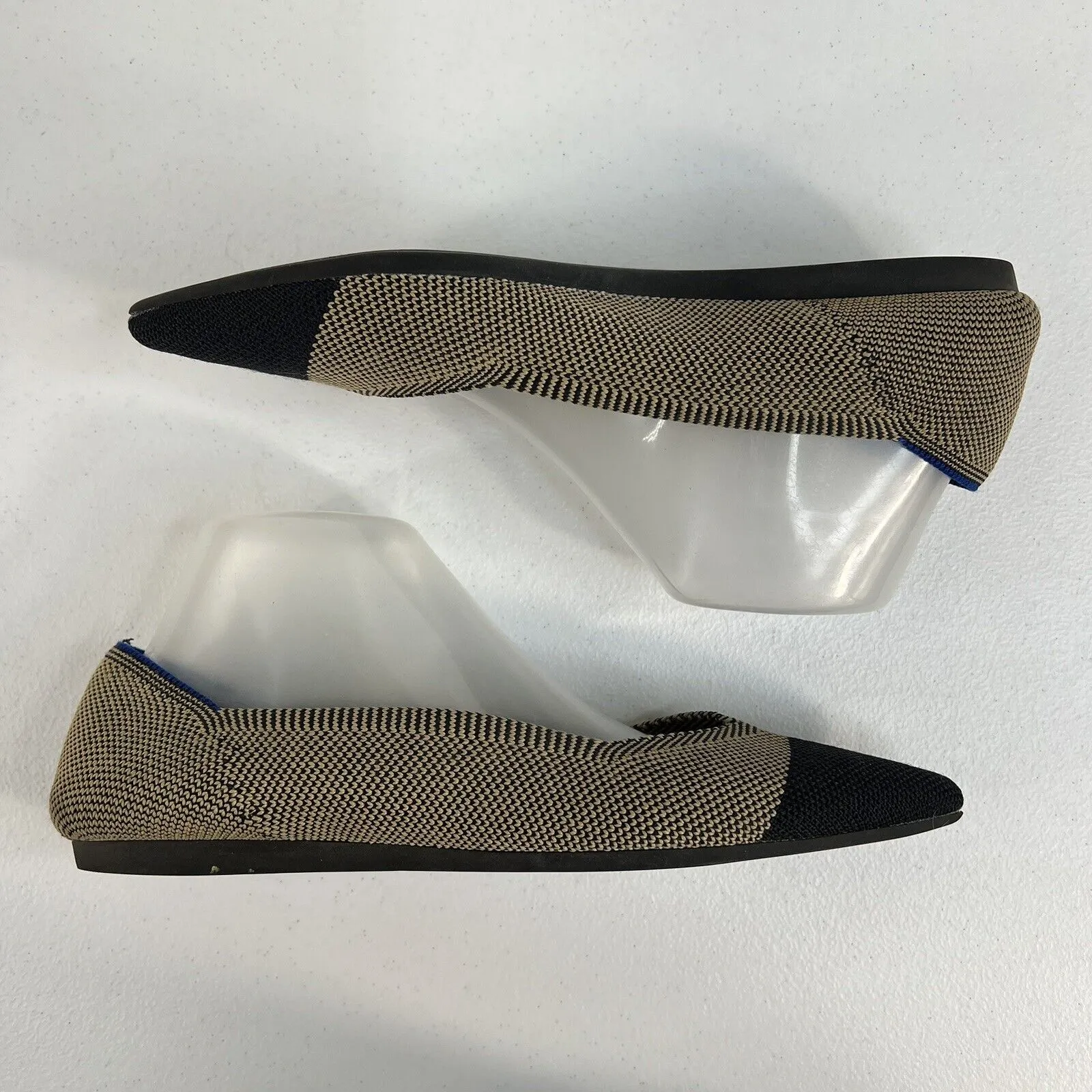 Rothy's Size 10 The Point Toe Flats Dune Cap Retired Limited Edition Classic - Image 3