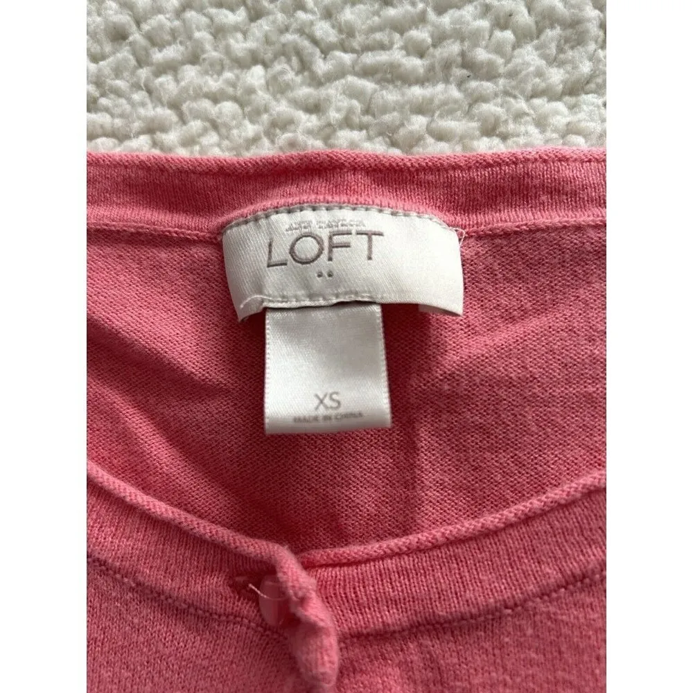 LOFT Ann Taylor  Short Sleeve Round Neck Button Down Knit Top Pink Sz XS - Image 3