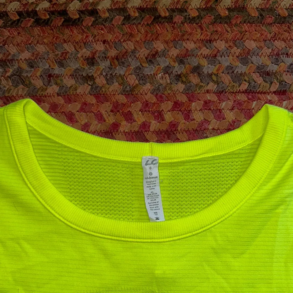 LULULEMON NEON YELLOW SWIFTLY RUN TEE SHORT SLEEVE HIGH VISIBILITY - Image 3