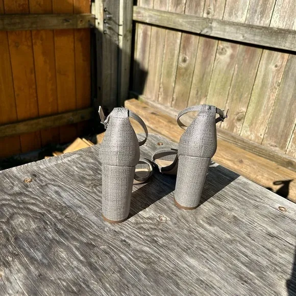 Sam‎ Edelman block heel sandal, size 9 grey silver bridesmaid casual - Image 4