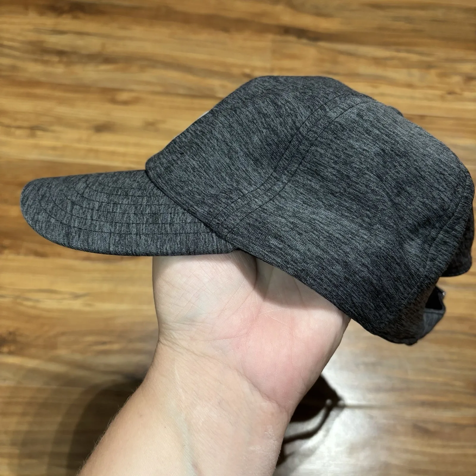 Under Armour Hat Women's Free‎ Fit Gray Black Baseball Cap Adjustable Strapback - Image 3