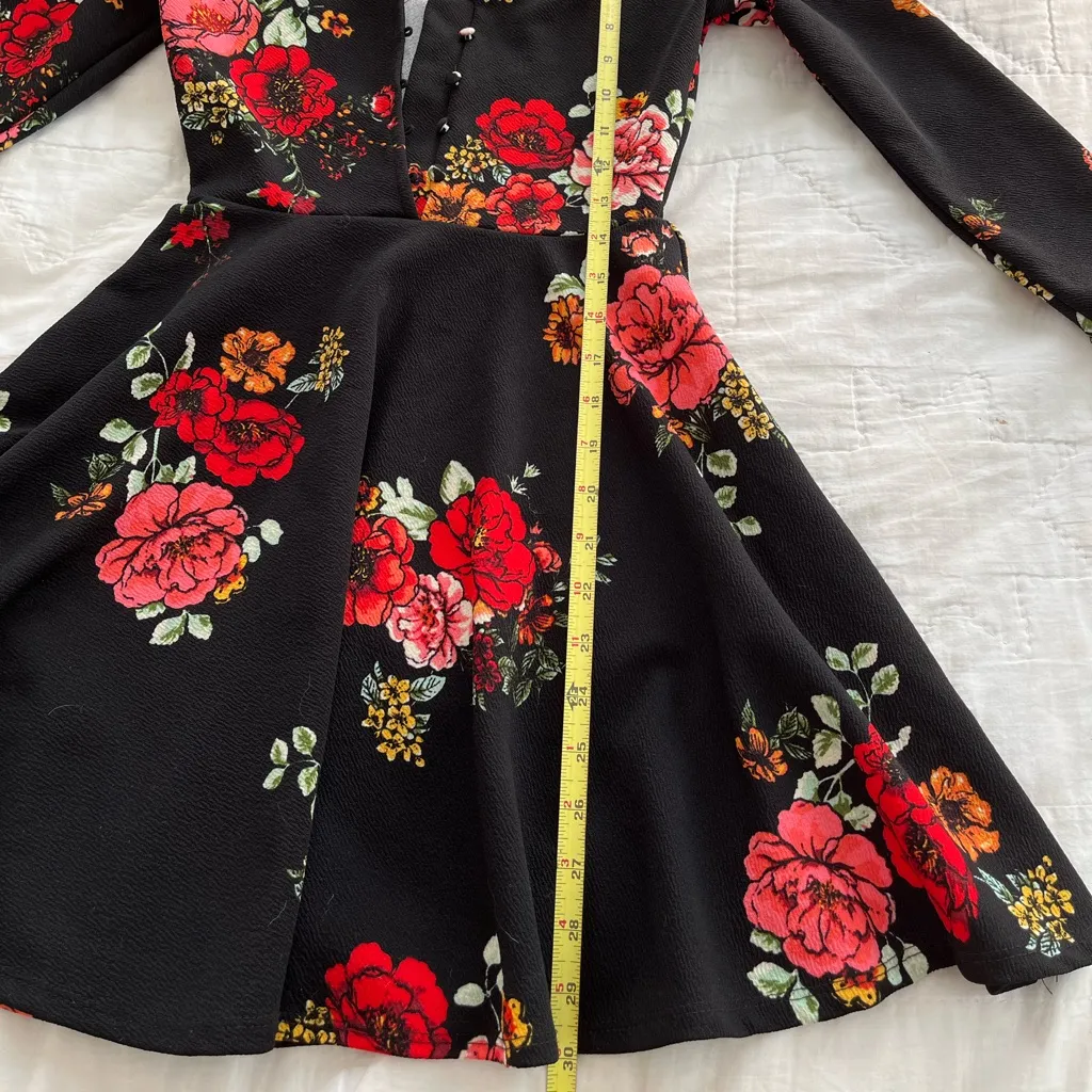 planet gold black long sleeve flower dress - Image 12