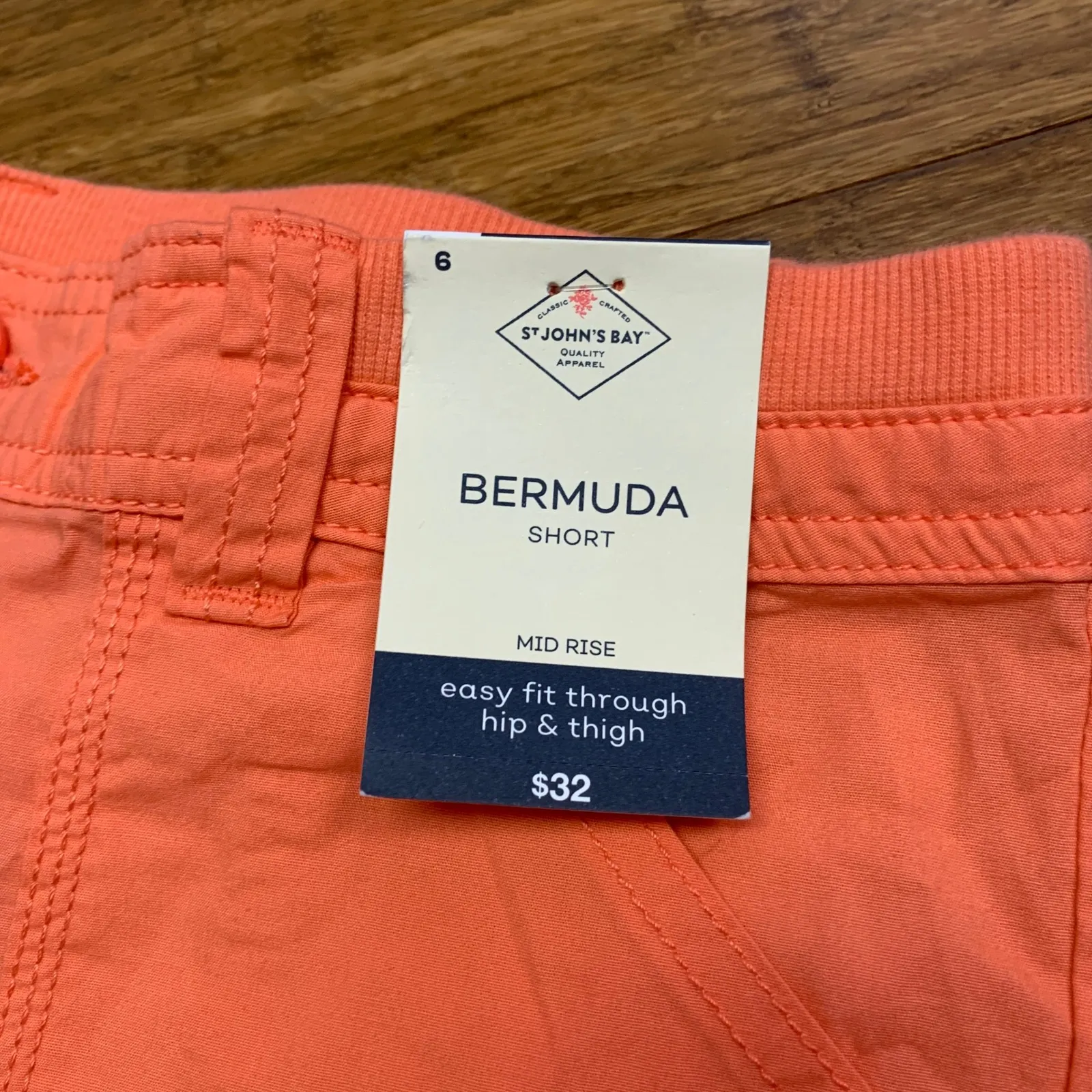 St John's Bay Bermuda Shorts Size 6 Mid Rise Easy Fit Coral Drawstring Cargo NWT - Image 3