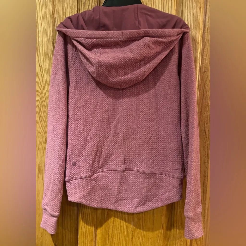 Lululemon Catch a Moment Zip Hoodie Sweatshirt‎ in Heathered So Merlot Size 2 - Image 12