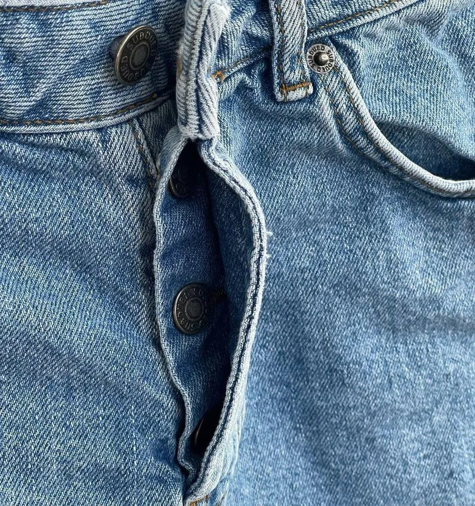 Subdued SZ 28 Vintage Crop Jean Shorts Button - Image 5