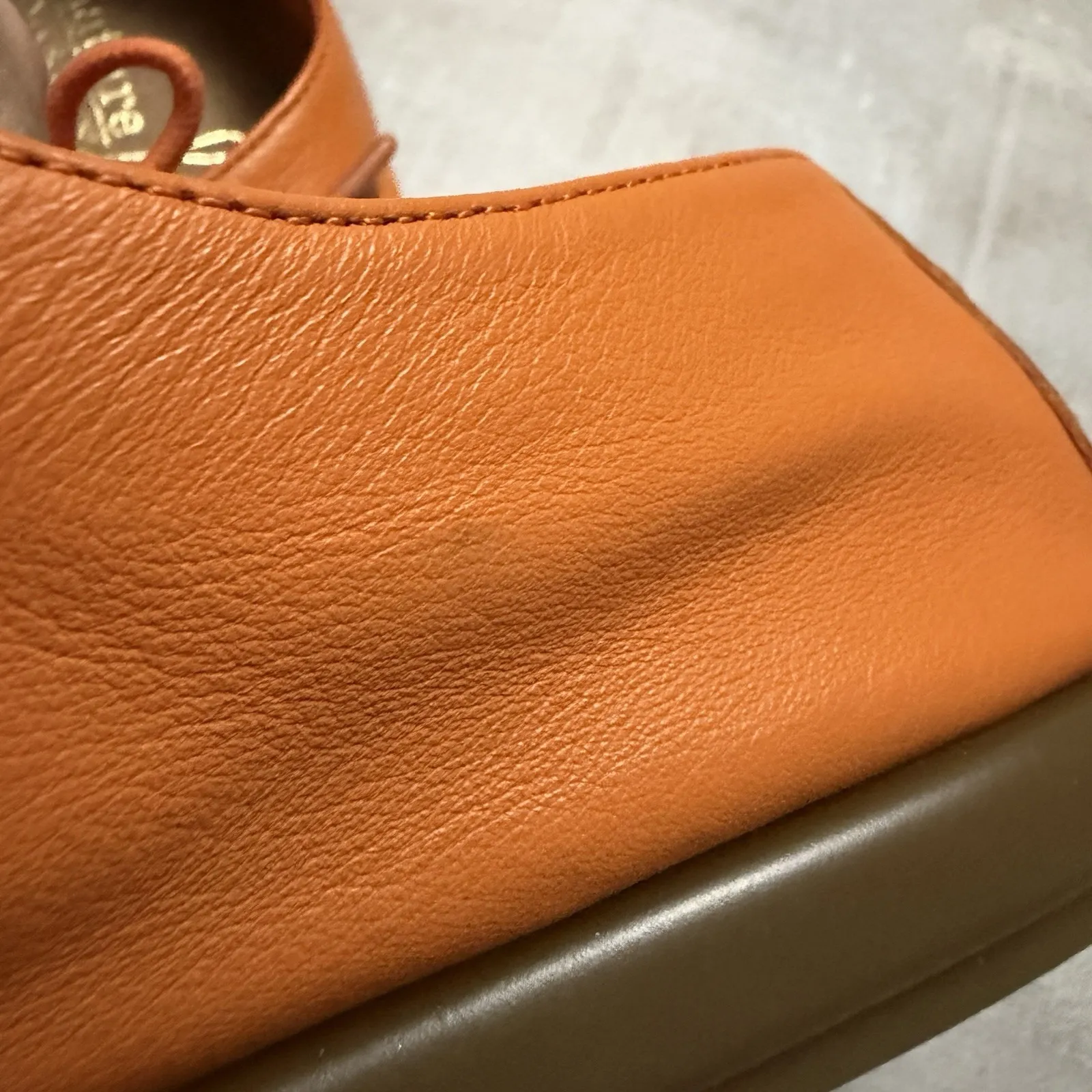 Aerosoles Signature Guitar Solo Orange Soft Leather Oxford Flat Women's Size 8.5 - Image 10