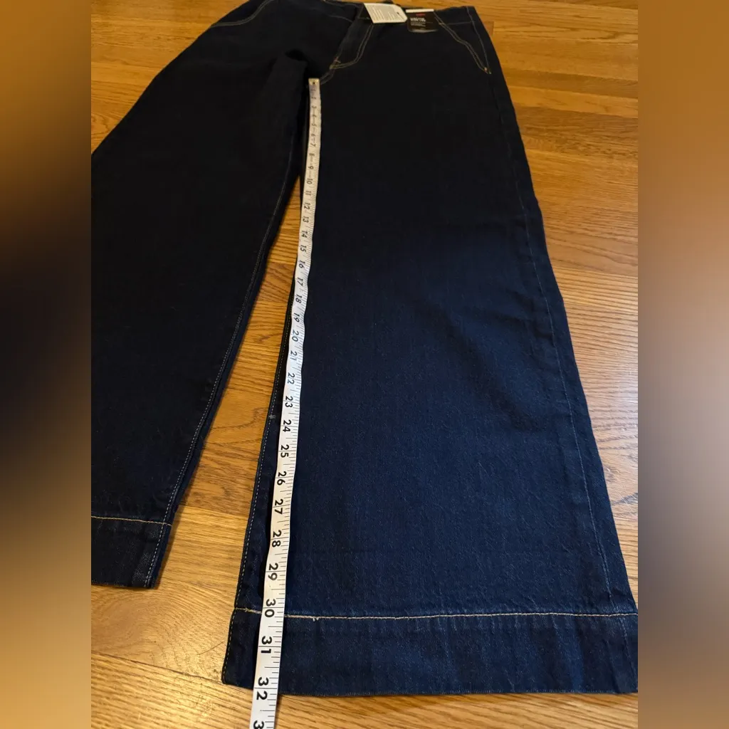 Levi's Ribcage wide Leg Tailored Jeans size 30 - Image 12