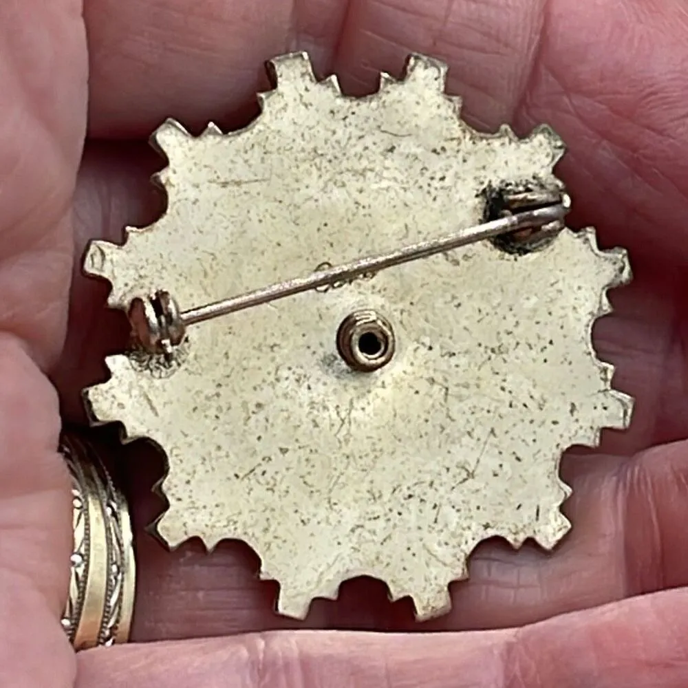 Vintage Coro layered brooch with black glass rhinestone and faux pearls - Image 4