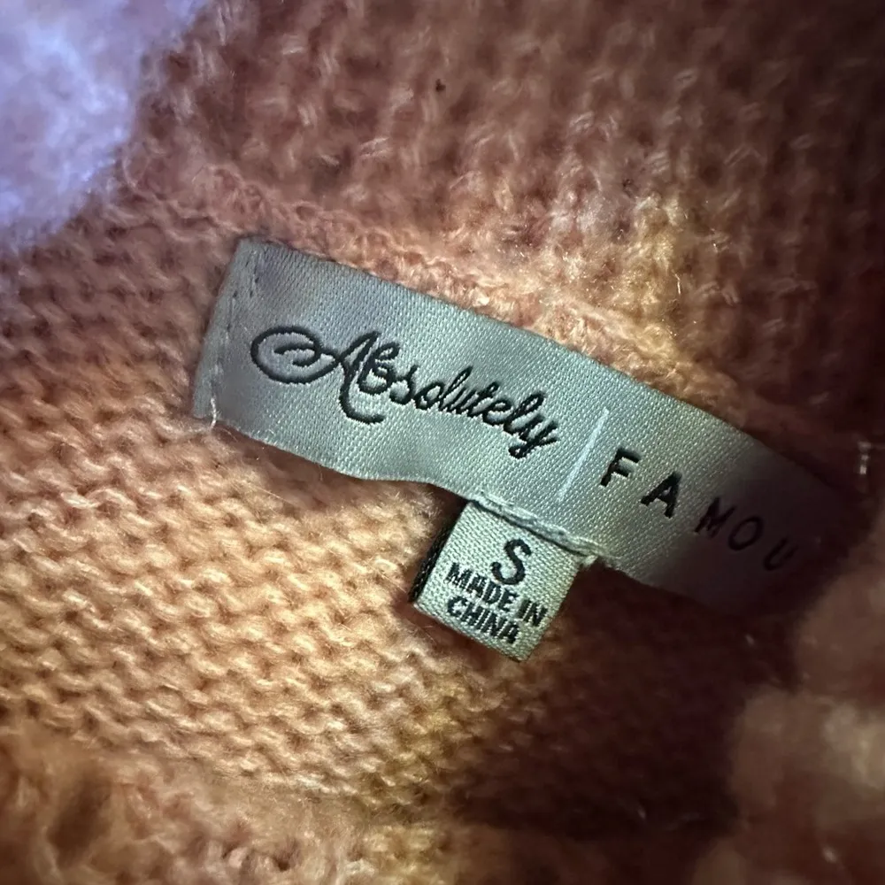 Absolutely Famous Pink Crochet Sweater Size Small - Image 4