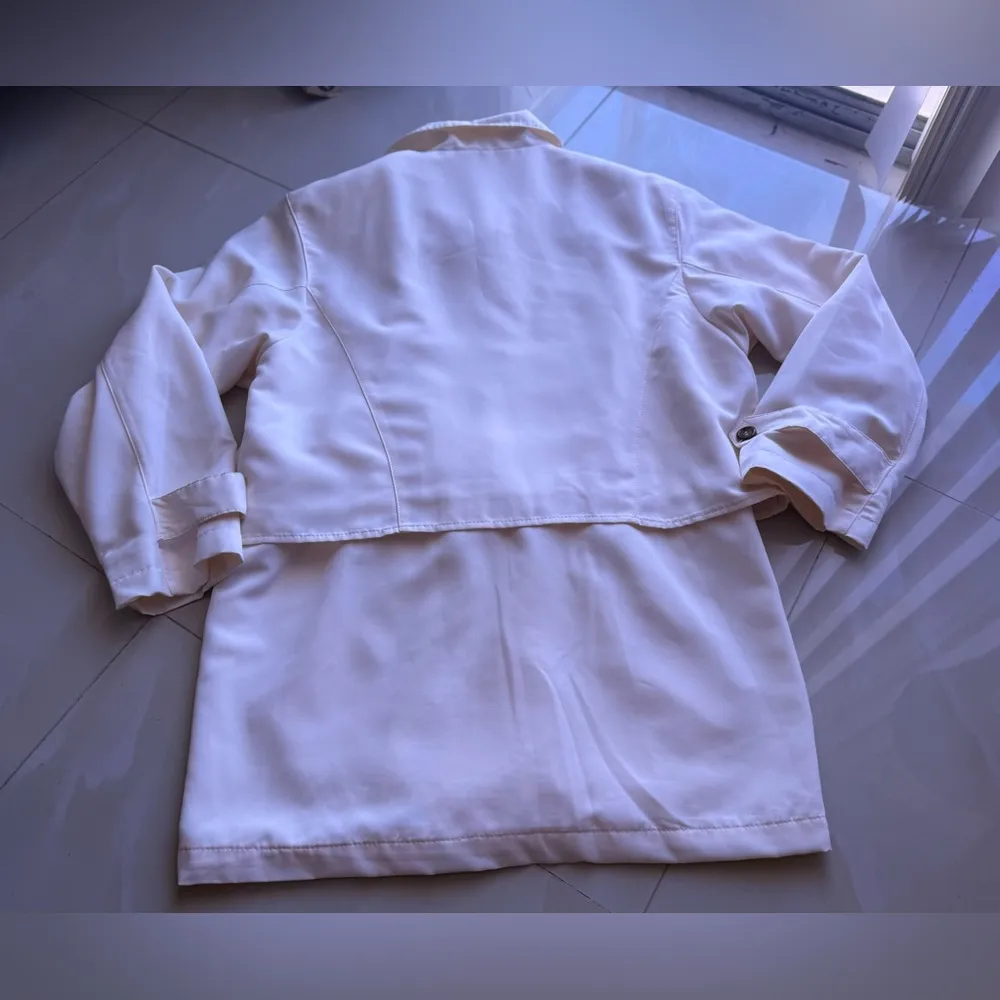 London Fog vintage jacket beige light zipper bottom tie long sleeve size M - Image 4