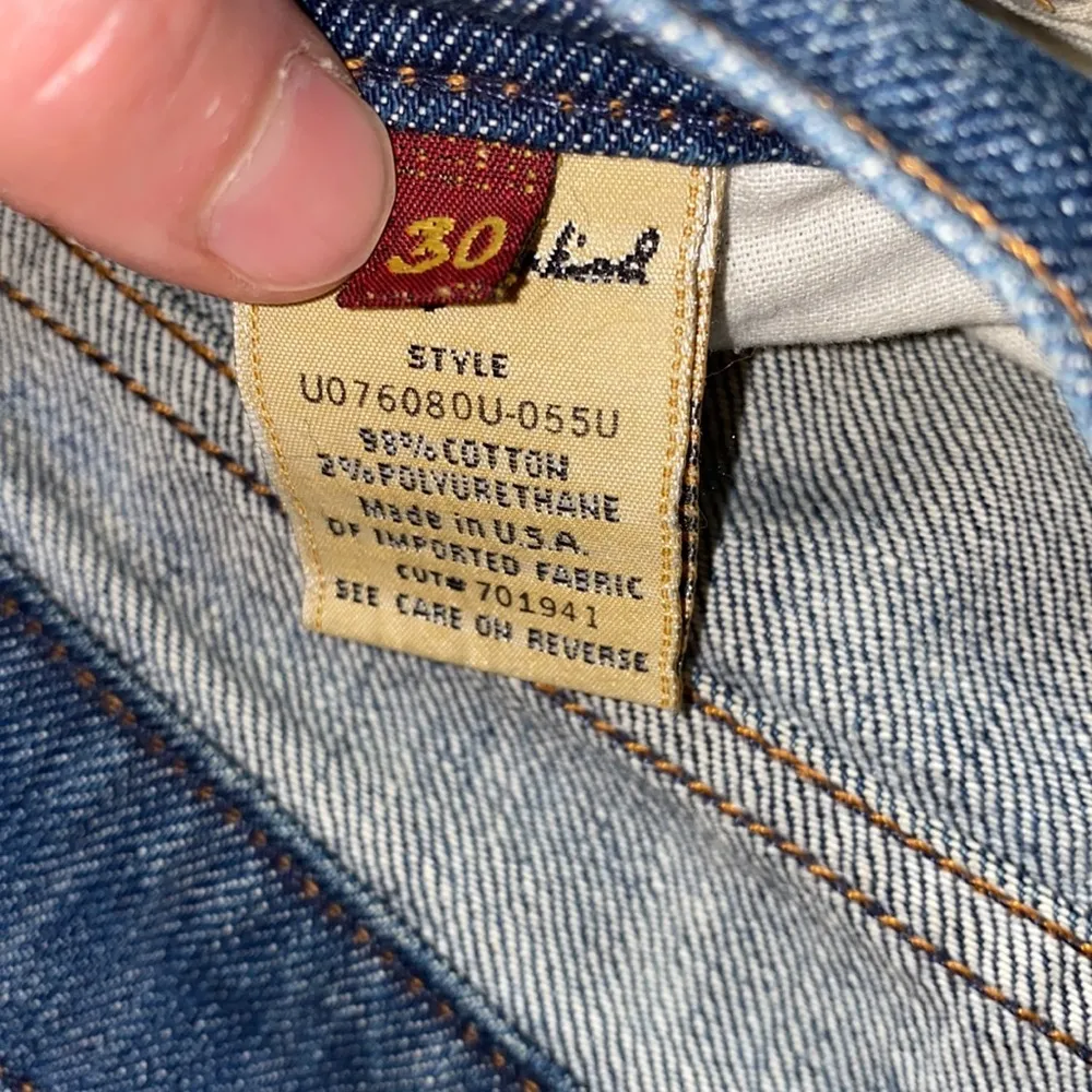 7FAMK Flared Women’s Denim Blue Jeans EUC Sz 30 Lowrise Cotton Distressed - Image 6