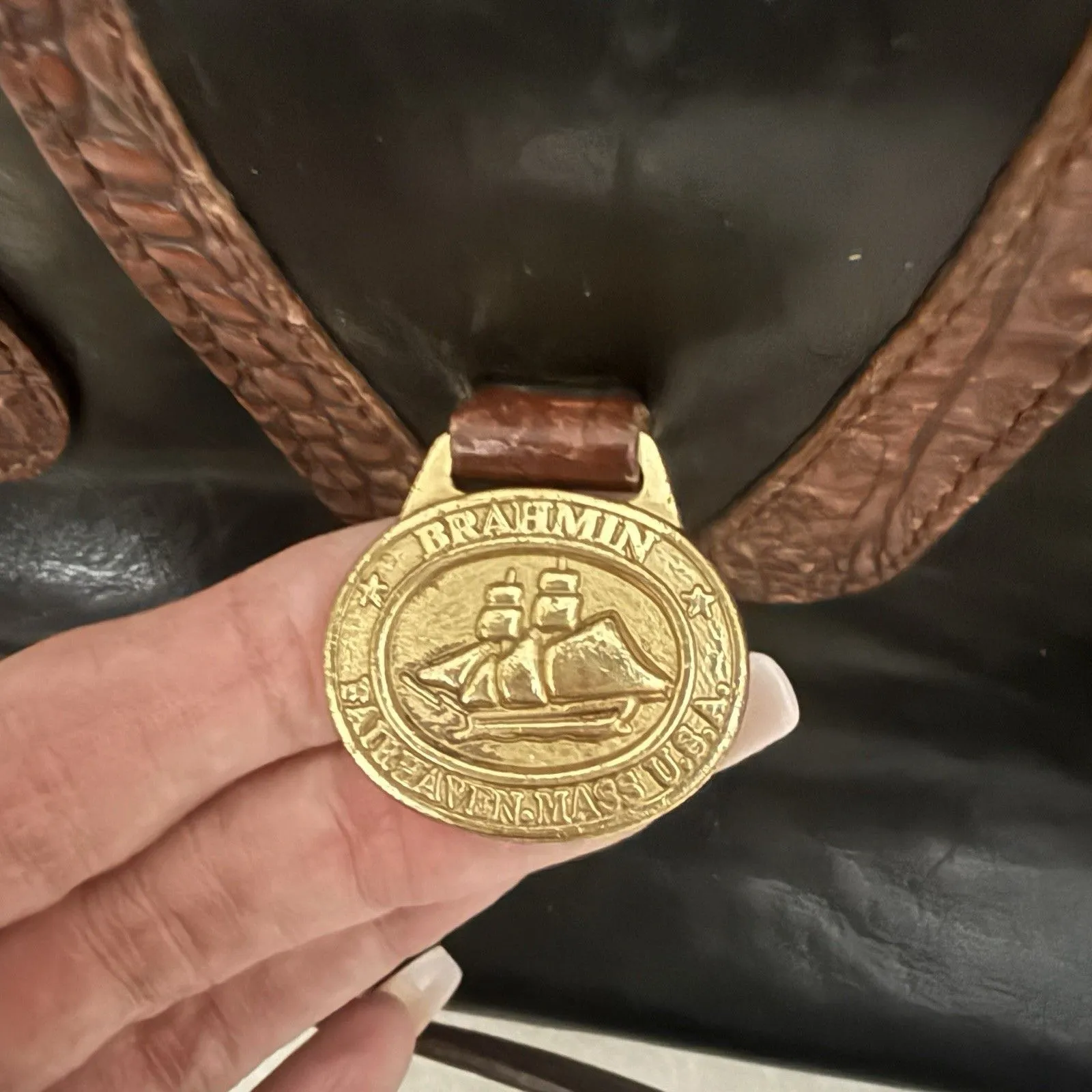 Vintage Brahmin Doctor Bag Purse Croc Embossed Brown Shoulder Double Strap - Image 4