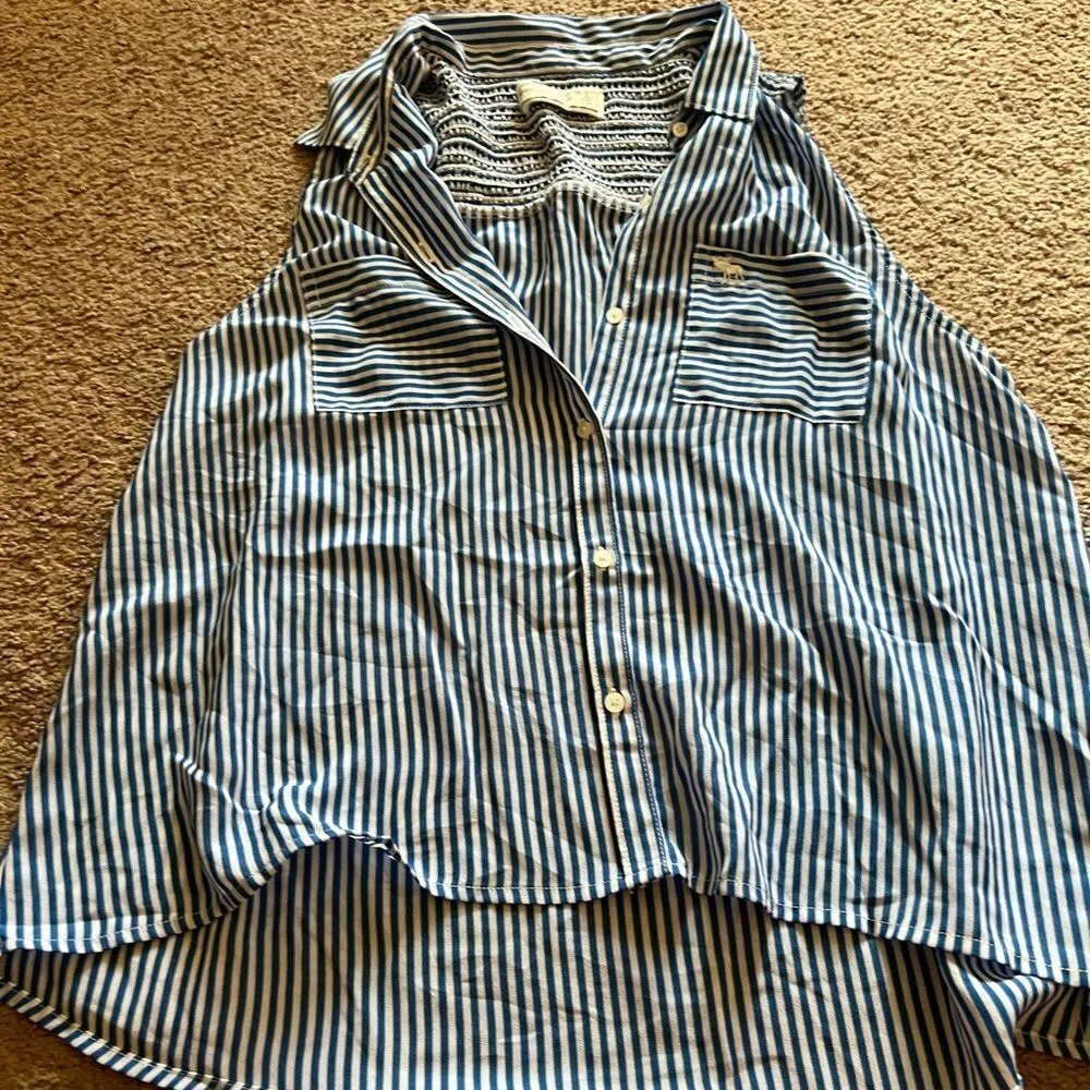 Abercrombie blue & white striped tank top small - Image 4