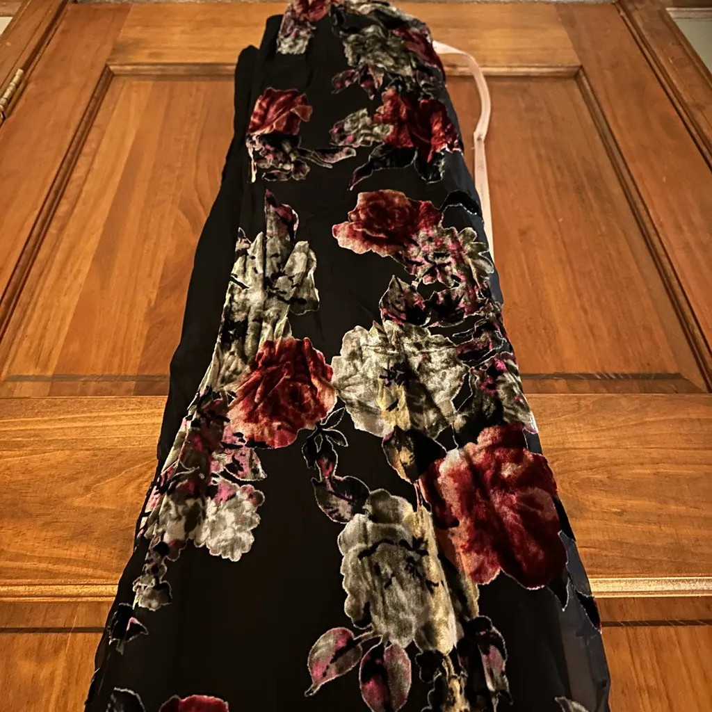Lulus Blissful Evening Black Floral Velvet Burnout Maxi Dress - Size M - Image 3