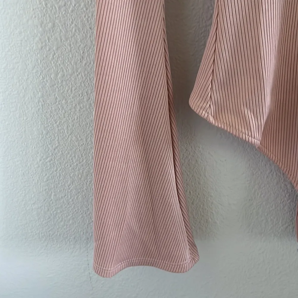 NWT  Intimately Charli Bodysuit Mini RIbbed Pink Statement Sleeve S - Image 5