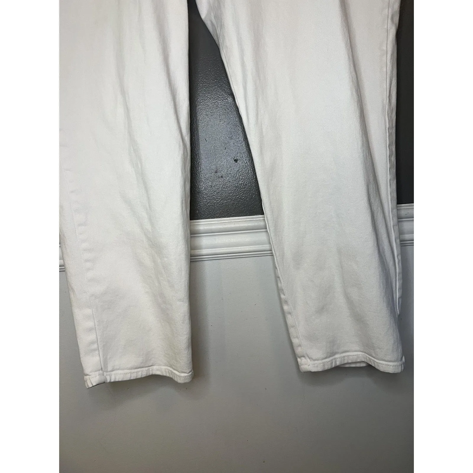 Bongo Jeans Womens 24W White High Rise Tapered Denim Mom Pants Plus Size Jeans - Image 3