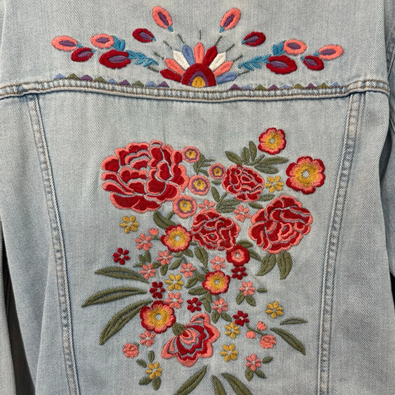 Forever 21 Blue Denim Pink Orange Floral Embroidered Distressed Jean Jacket sz M - Image 10