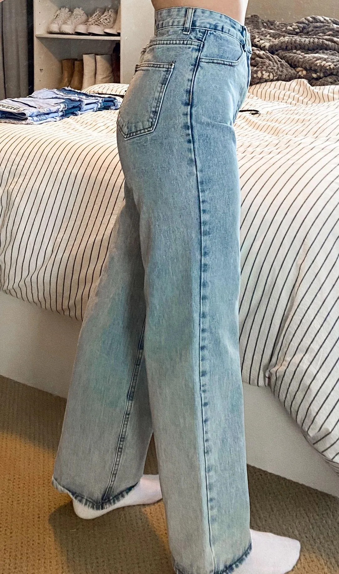 SheIn Straight Leg Jeans - Image 9