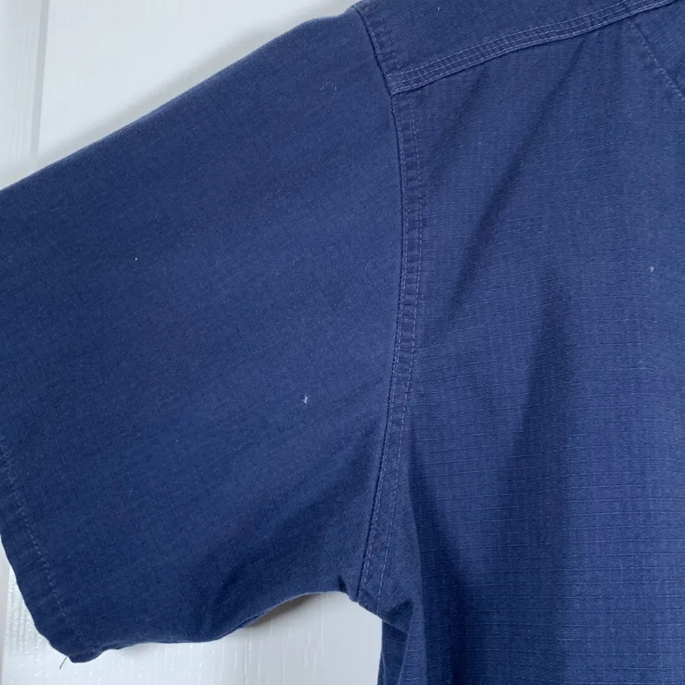 Carhartt Navy Blue V-Neck Scrub Top Size Medium EUC #DS-1513 - Image 4