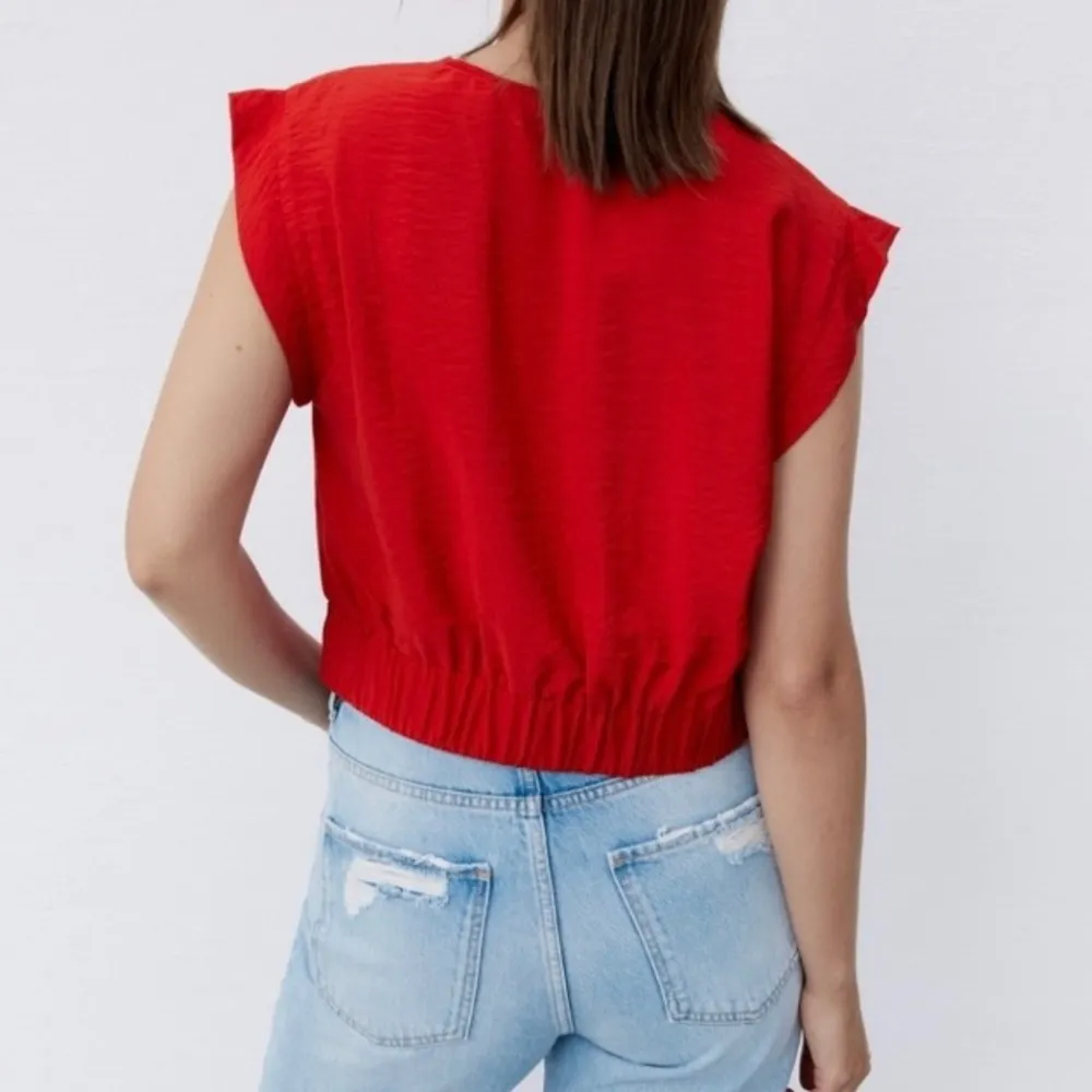Zara Women Red V-neck Gathered Waist Short Sleeve Blouse XS - Image 4