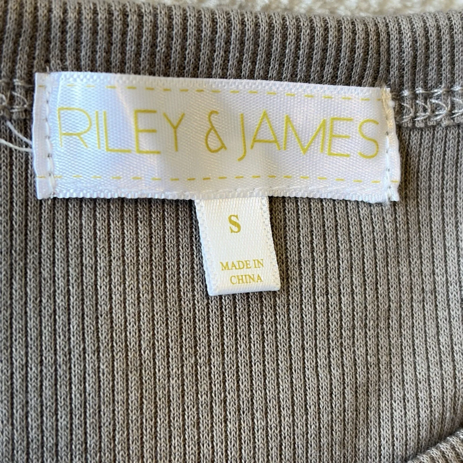 Riley & James Womens Ribbed Top Casual Blouse Short Sleeve Small Mocha Confiden Brown - Image 9