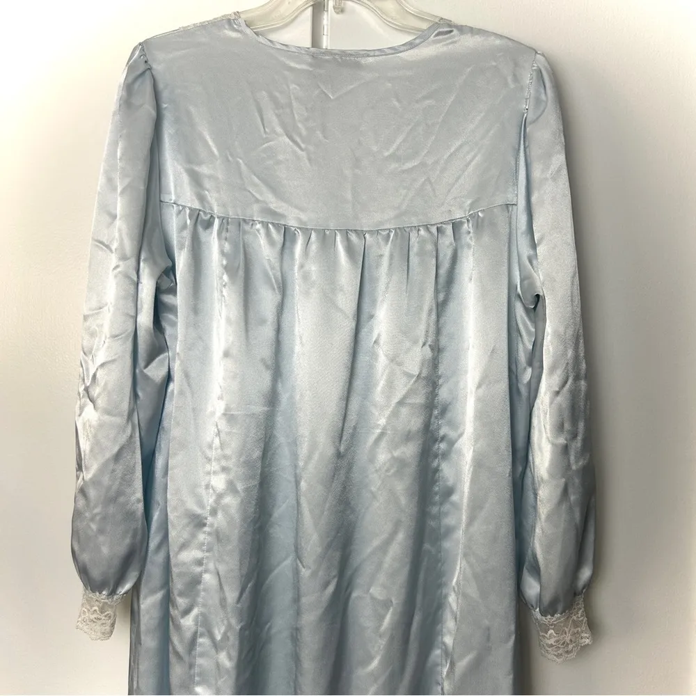 Oscar de la Renta Vintage Nightgown with Lace Trim Baby Blue - Image 5