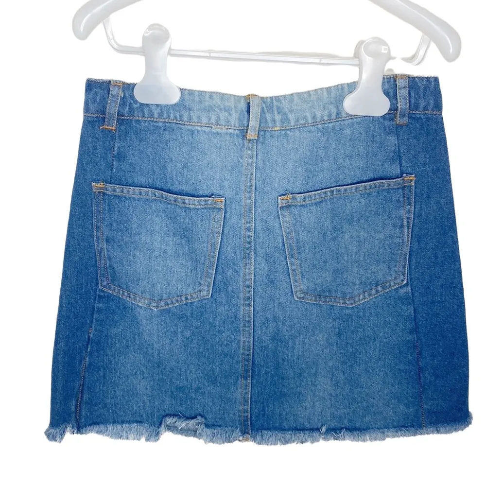 Altar’d State pieced faded denim mini skirt with fringed hem size XS - Image 3
