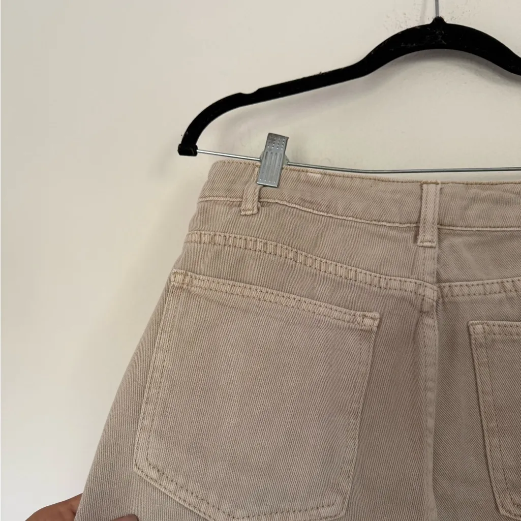 DISSH Tan Frayed Hem Jean Shorts Size 10 - Image 4