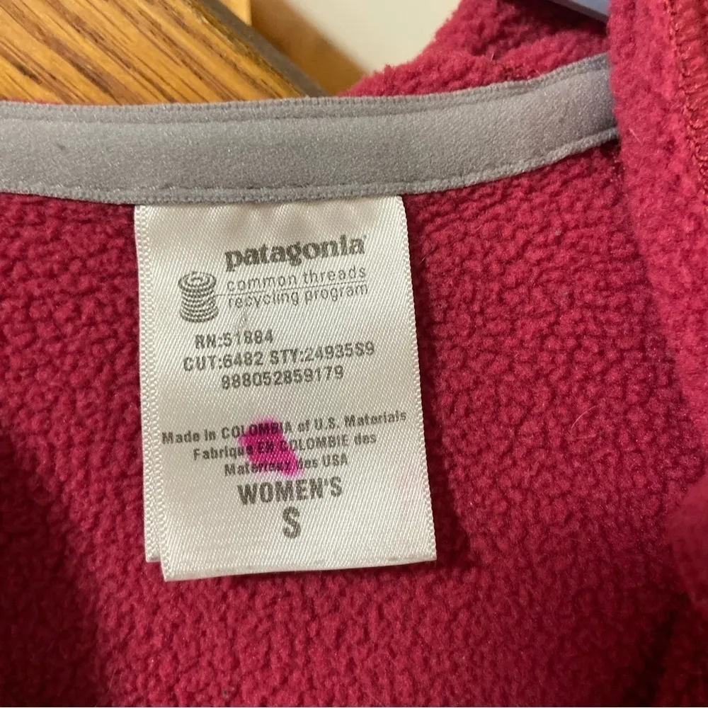 Patagonia Hoodie Size Small - Image 3