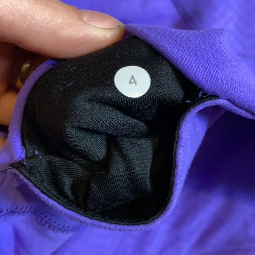 PURPLE CHEVRON LULULEMON CROP YOGA ATHLETIC LEGGINGS *PLAY PAIR* - Image 5