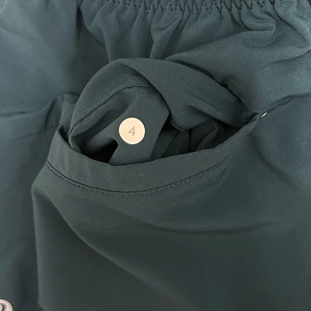 Lululemon Spring Break Away Short in Deep Green Size 4 - Image 8
