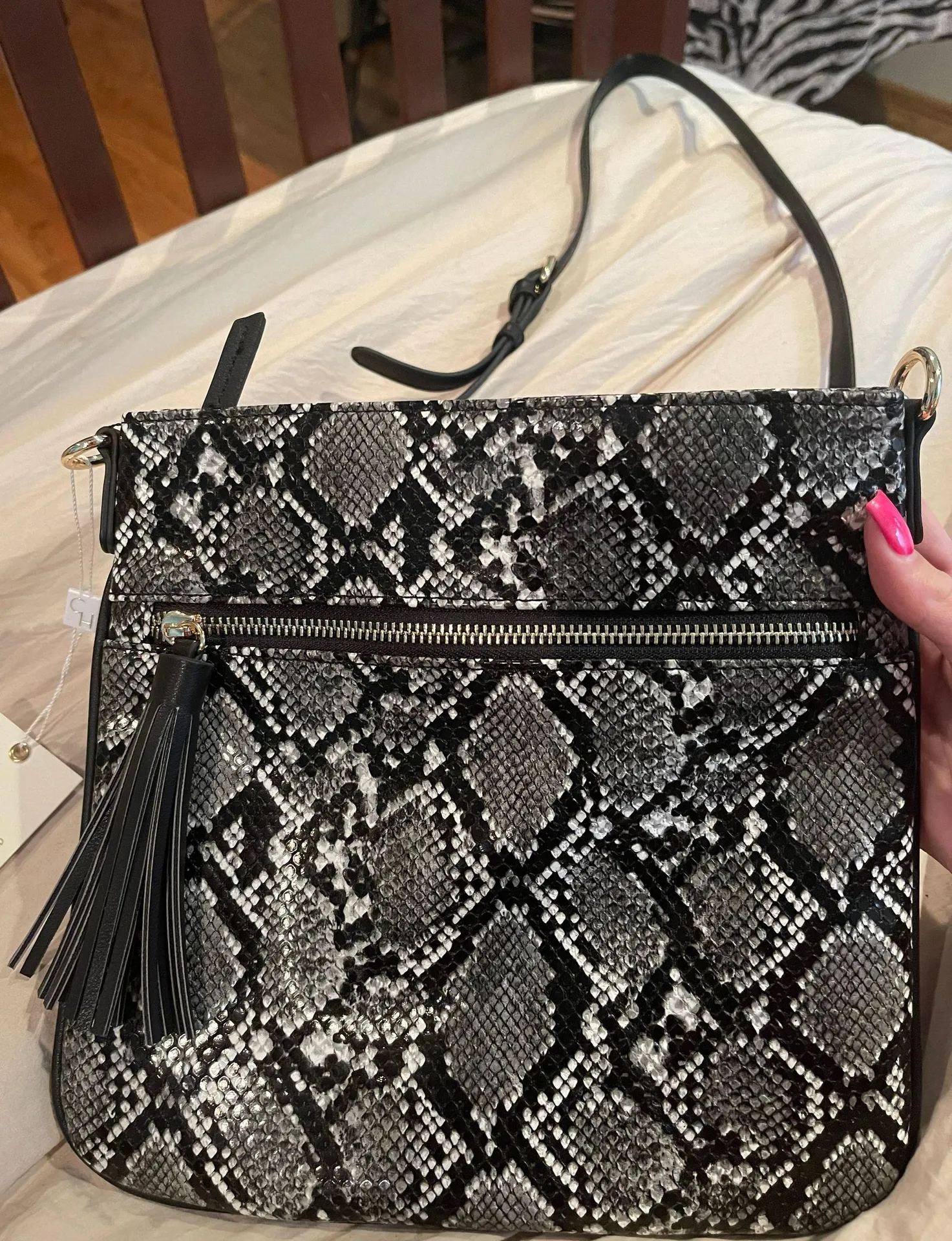 Caroline Hill Purse - Image 2