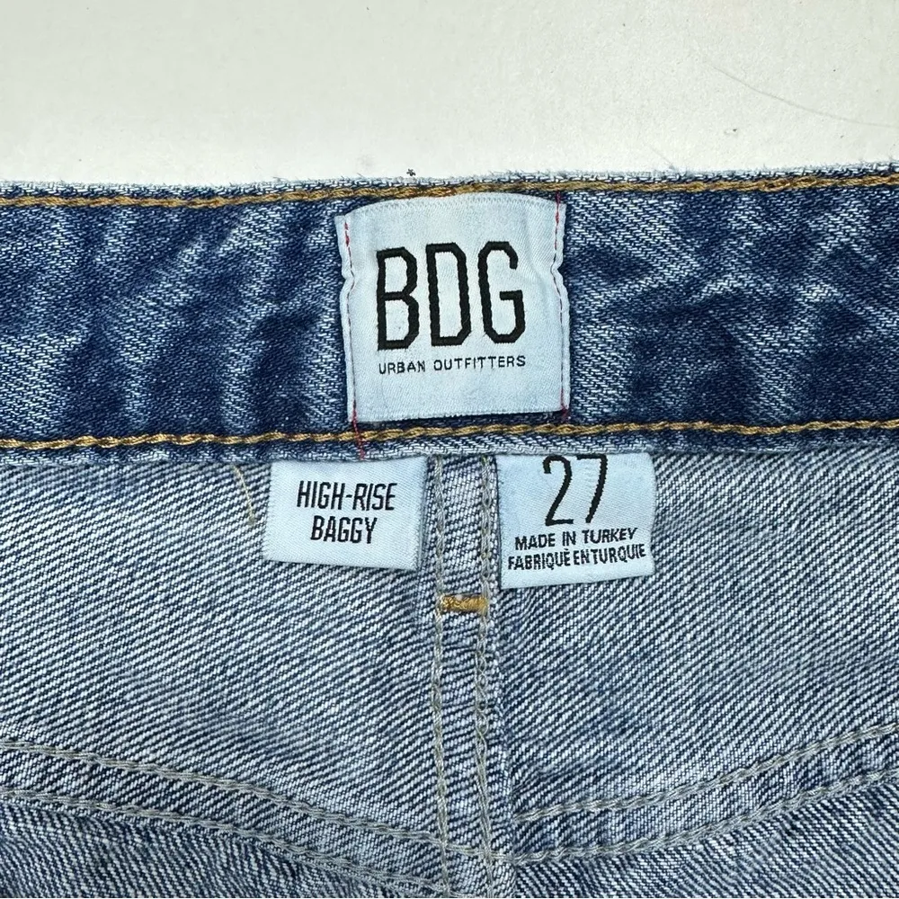Urban Outfitters  High Rise Baggy Jeans • Sz 27 - Image 8