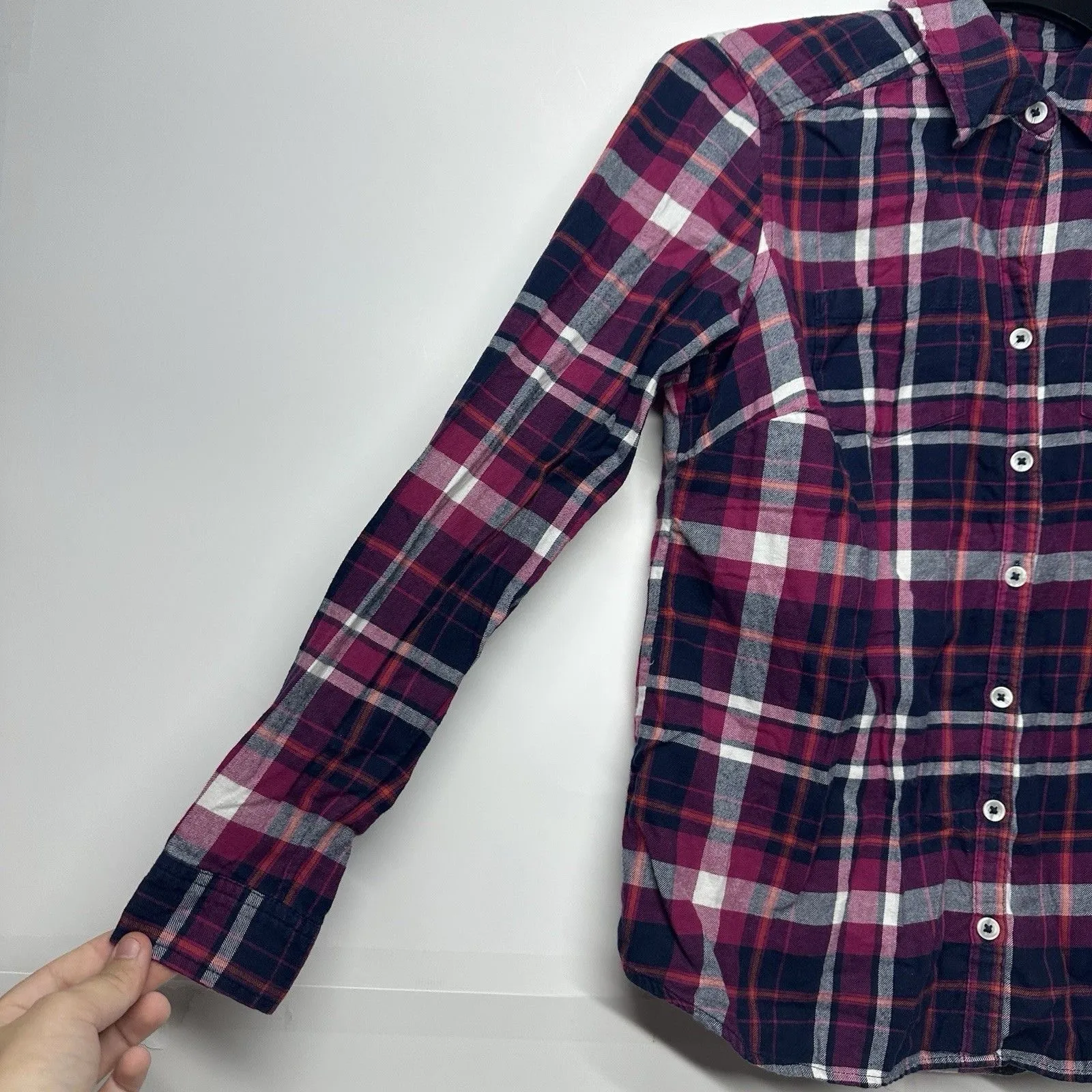 Croft & Barrow Women’s Flannel Shirt PXS Plaid Button-Up Long Sleeve - Image 2