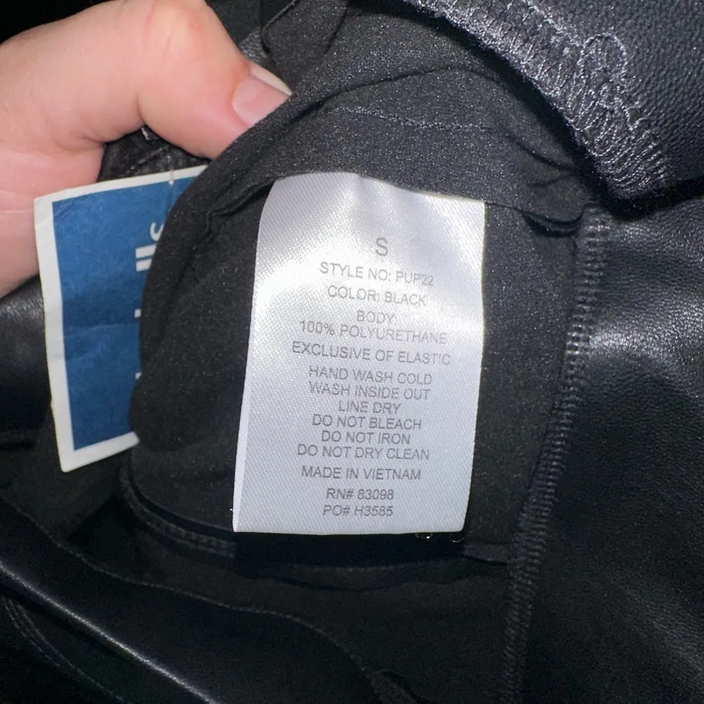 NWT Ci Sono Faux Leather Straight Leg Leggings Women’s Elastic Trim Skinny Pants - Image 5