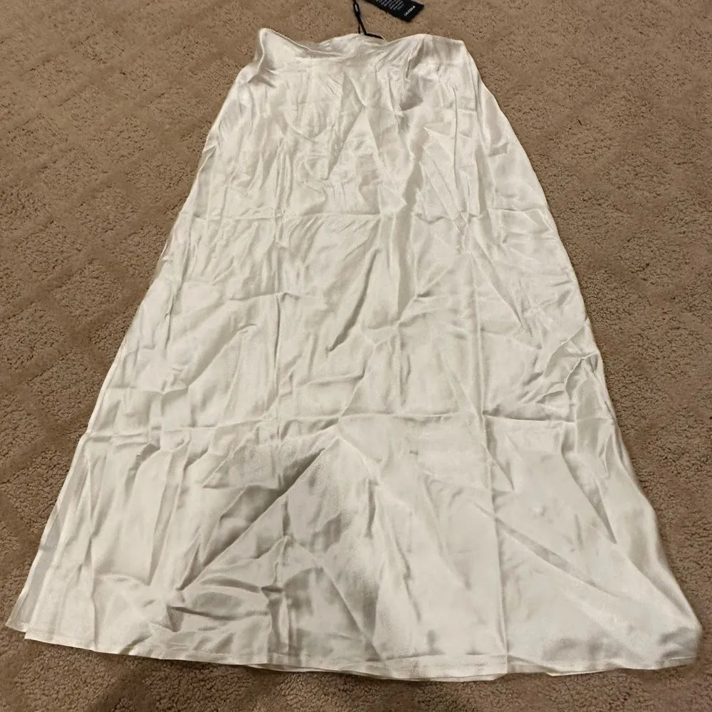 LILYSILK skirt Size 26 - Image 3