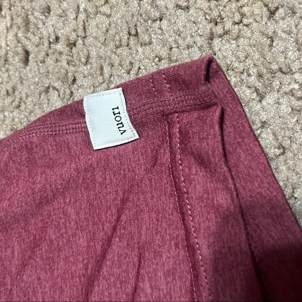 Vuori Halo Performance Short Heathered Red Mauve Medium - Image 5